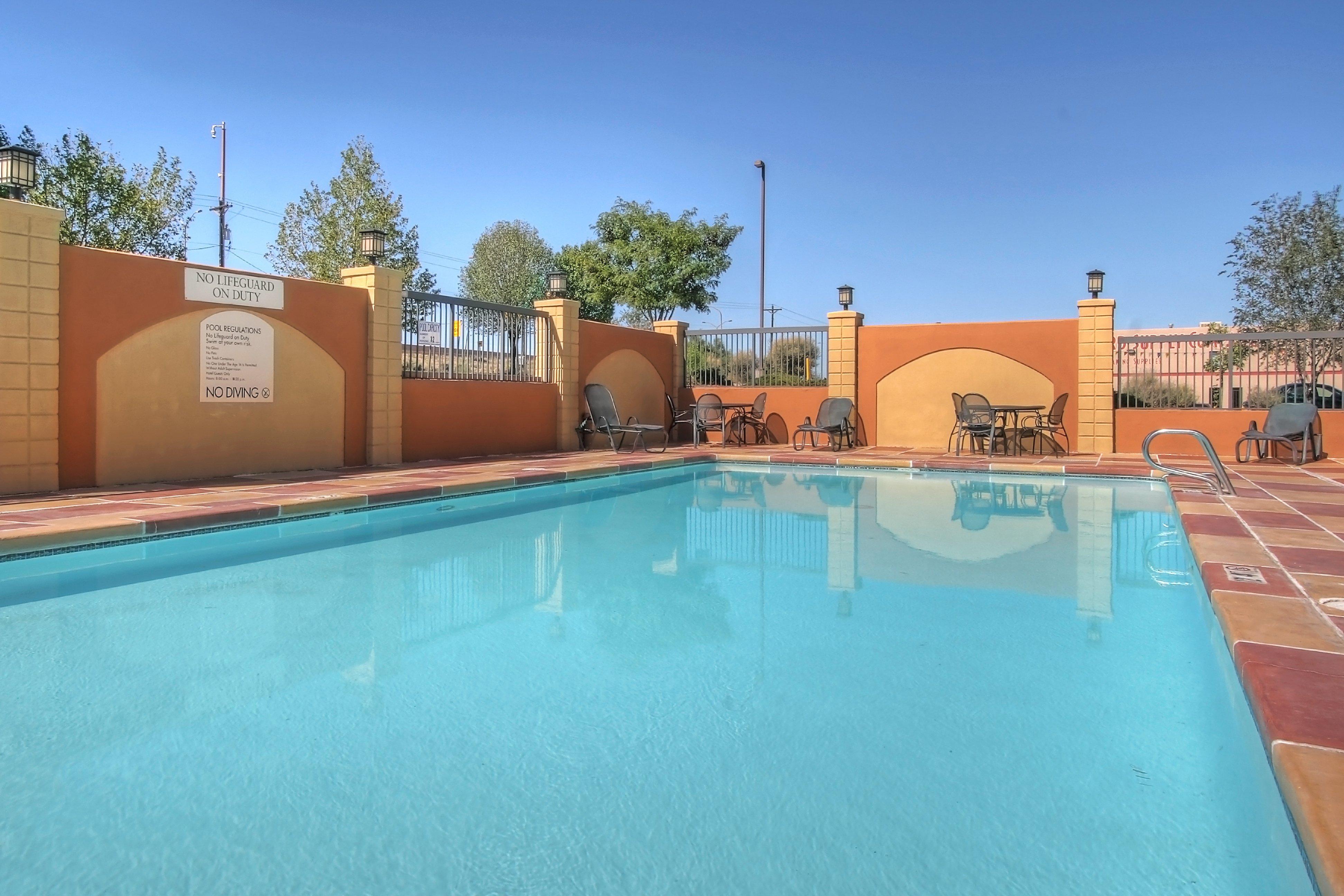 Holiday Inn Express Hotel & Suites Albuquerque Midtown By Ihg Eksteriør billede